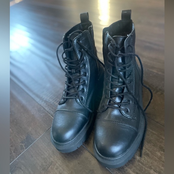 Aldo boots with fur - Picture 3 of 3